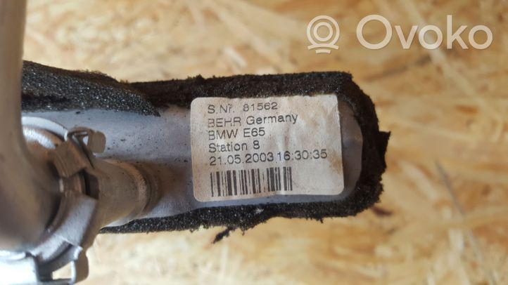 BMW 7 E65 E66 Pečiuko radiatorius 81562