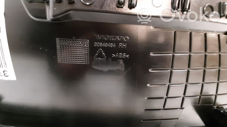 Volvo V70 Rivestimento del pannello della portiera anteriore 30649484