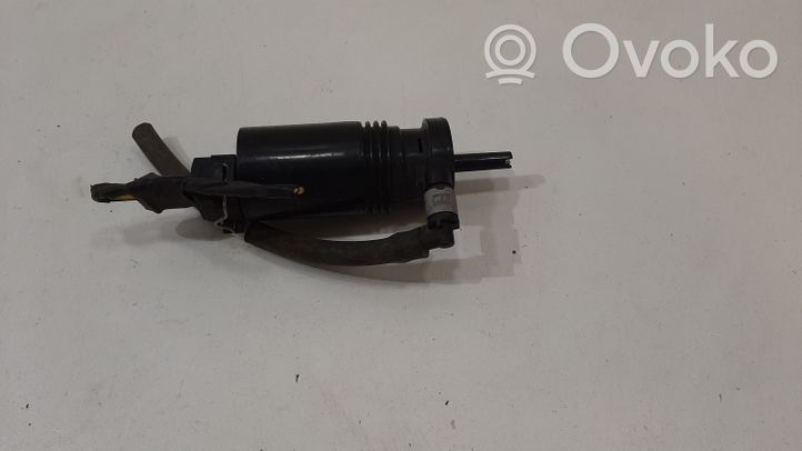 Volvo XC60 Windscreen/windshield washer pump 1013229