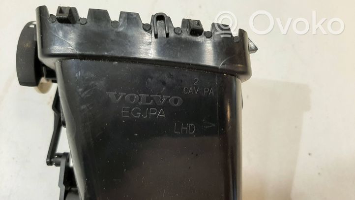 Volvo V60 Dysze / Kratki środkowego nawiewu deski rozdzielczej 73500002