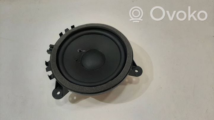 Volvo V60 Enceinte de porte arrière 30657445