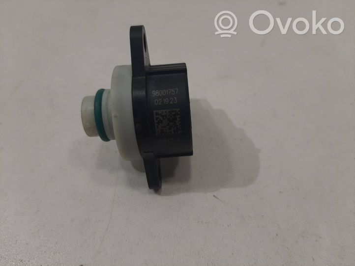 Volvo XC40 Sensore di livello del fluido AdBlue 98001757