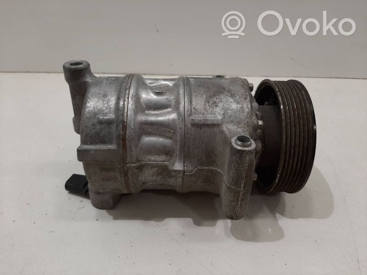 Volkswagen Polo V 6R Compresseur de climatisation 5Q0820803E