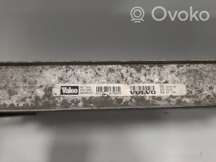 Volvo V70 Jäähdyttimen lauhdutin 30792470