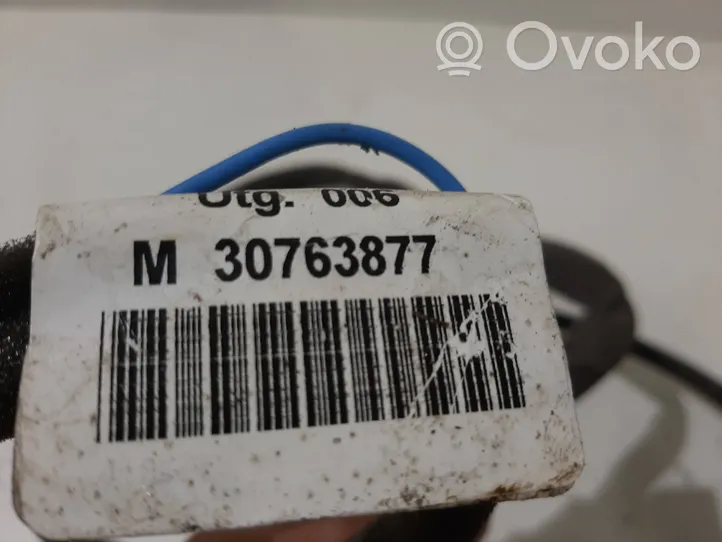 Volvo V70 Adaptateur prise de remorquage 30763877