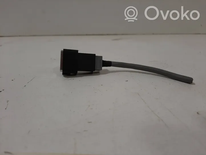 Volvo S60 Gniazdo / Złącze USB 8M5T19A164VA