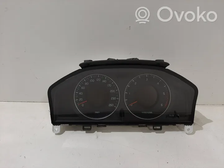 Volvo V70 Nopeusmittari (mittaristo) 36002598