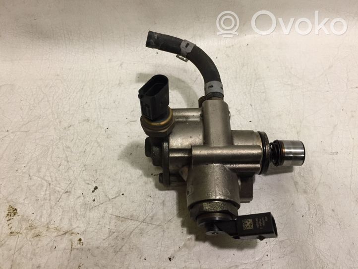 Audi A3 S3 A3 Sportback 8P Pompe d'injection de carburant à haute pression 06E906051E