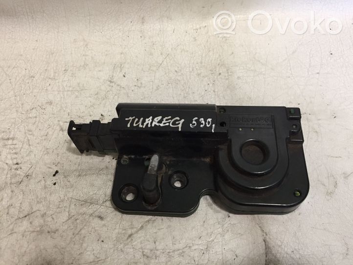 Volkswagen Touareg I Blocco/chiusura/serratura del portellone posteriore/bagagliaio 7L0827511