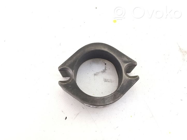 Subaru Outback Support de pince d'injecteur de carburant 