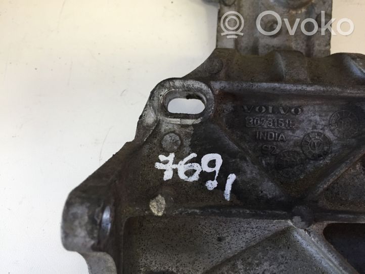 Volvo V70 Support de générateur / alternateur 30731516