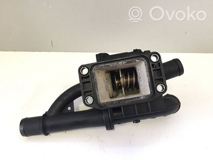 Ford Focus Boîtier de thermostat / thermostat 9670253780