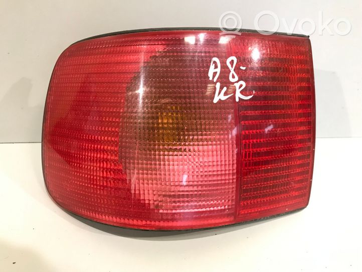 Audi A8 S8 D2 4D Lampa tylna 4D0945095