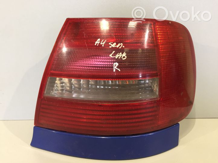 Audi A4 S4 B5 8D Luci posteriori 289902