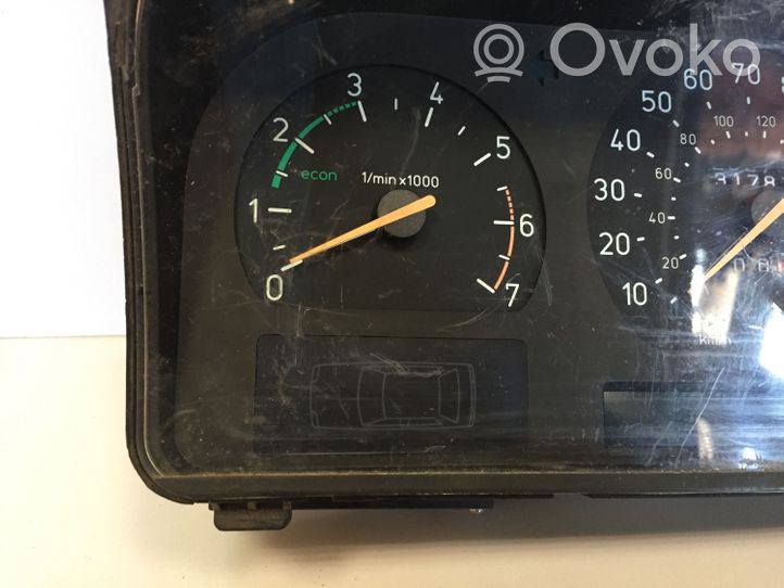 Saab 9000 CS Compteur de vitesse tableau de bord 4083184