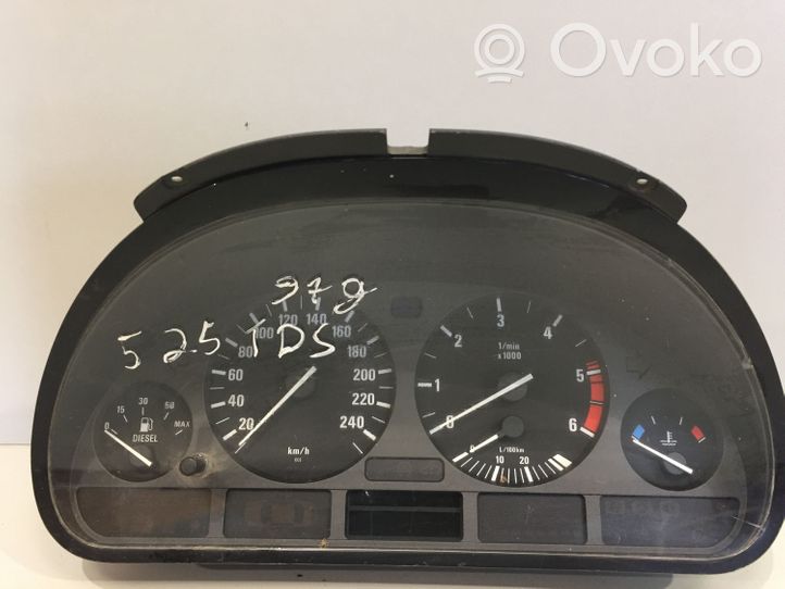 BMW 5 E39 Compteur de vitesse tableau de bord 62118375898