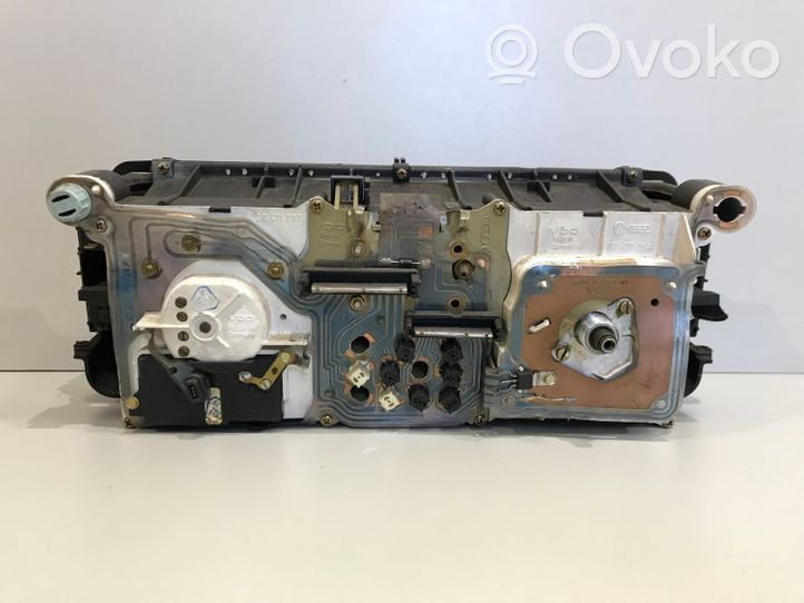 Audi 80 90 B2 Tachimetro (quadro strumenti) 81117185