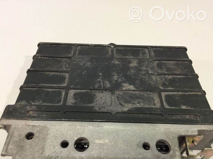 Volkswagen PASSAT B3 Module de contrôle de boîte de vitesses ECU 5DG005906