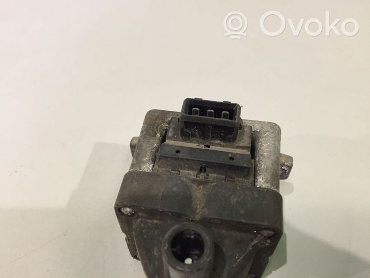 Volkswagen Golf III Bobina de encendido de alto voltaje 6N0905104