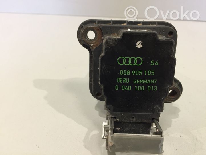 Audi A8 S8 D2 4D Bobine d'allumage haute tension 058905105