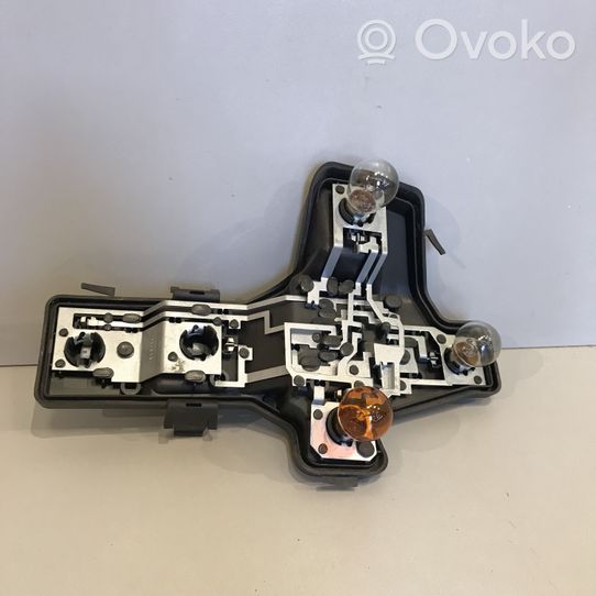 Volkswagen Touran I Porte ampoule de feu arrière 1T0945258A