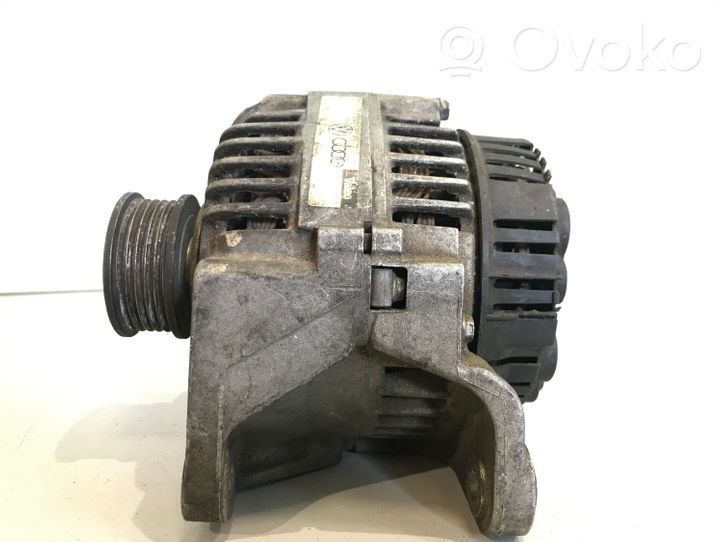 Audi A4 S4 B5 8D Lichtmaschine 25418950