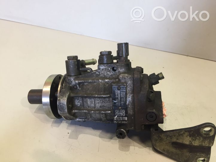 Nissan X-Trail T30 Pompe d'injection de carburant à haute pression 167008H800