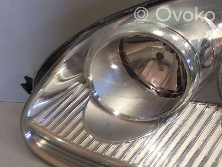 Volkswagen Golf V Lampa przednia 1K6941005Q