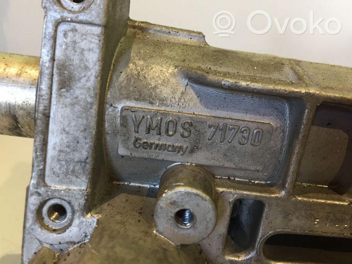 Volvo 850 Ohjauspyörän akseli 71730