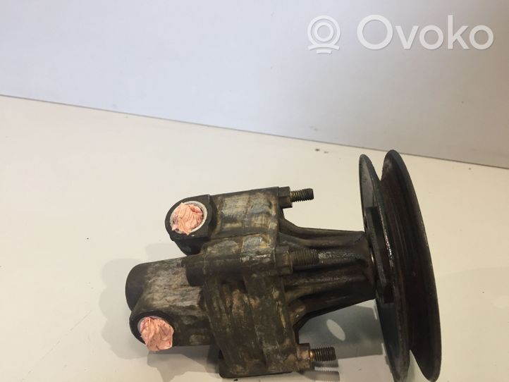 Audi 80 90 B3 Power steering pump 7681955128