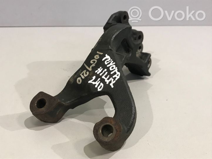 Toyota Hilux (AN120, AN130) Support, suspension du moteur 