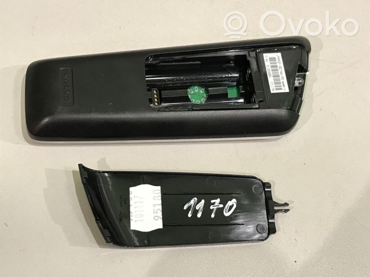 Volvo V60 Controllo multimediale autoradio 31334891