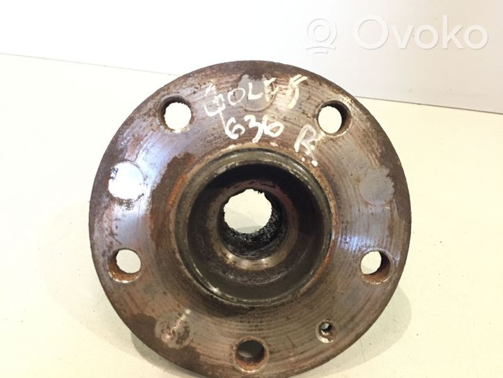 Volkswagen Golf V Front wheel bearing hub 