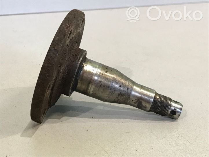 Audi A4 S4 B5 8D Stub axle 