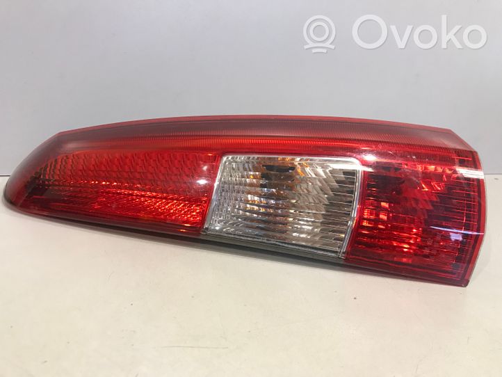 Volvo V70 Lampa tylna 2DB00821702