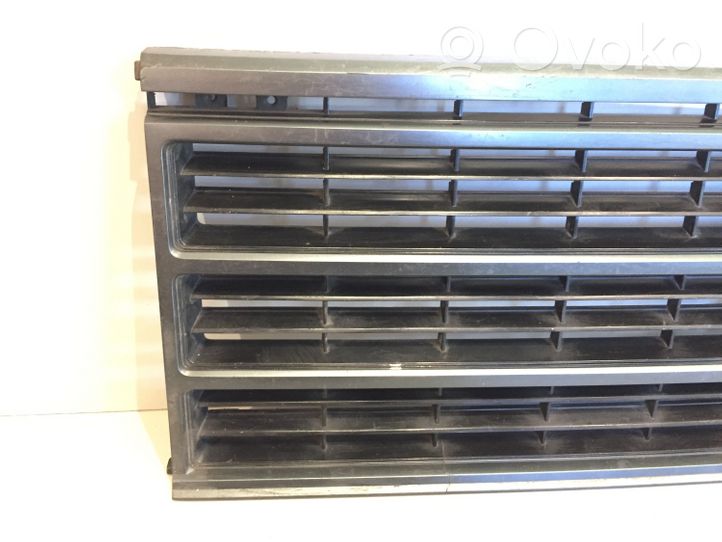 Chrysler Voyager Grille de calandre avant 4515056