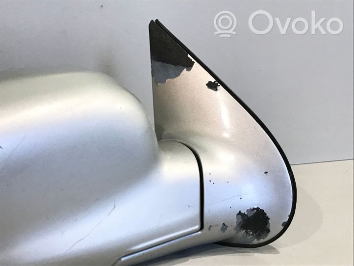 Hyundai Santa Fe Front door electric wing mirror 012147