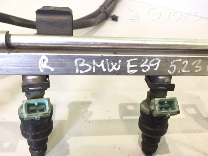 BMW 5 E39 Fuel injectors set 0280150415