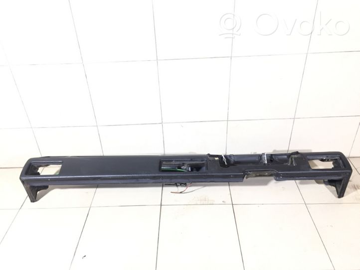 Audi Coupe Panelė 811857069