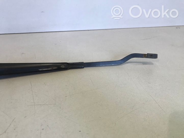 Mercedes-Benz E W123 Braccio della spazzola tergicristallo anteriore 3399990553