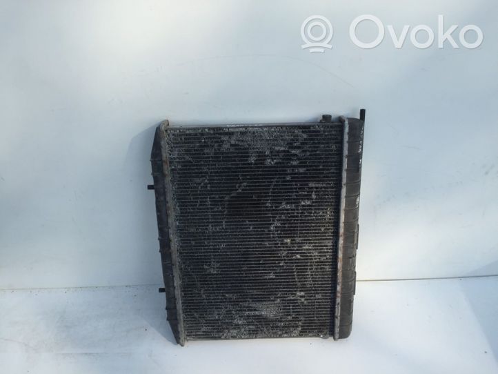 Opel Frontera A Coolant radiator 91146915