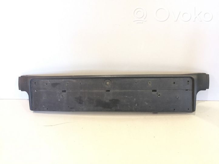 BMW 3 E36 Support de plaque d'immatriculation 8165146