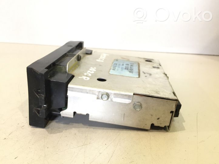 Audi 100 200 5000 C3 Climate control unit 443820043F