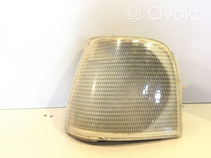 Audi 100 200 5000 C3 Indicatore di direzione anteriore 181911B