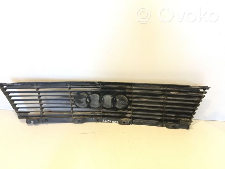 Audi 100 200 5000 C3 Griglia superiore del radiatore paraurti anteriore 443853655