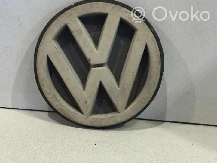 Volkswagen Golf III Logo, emblème, badge 1H6853630B