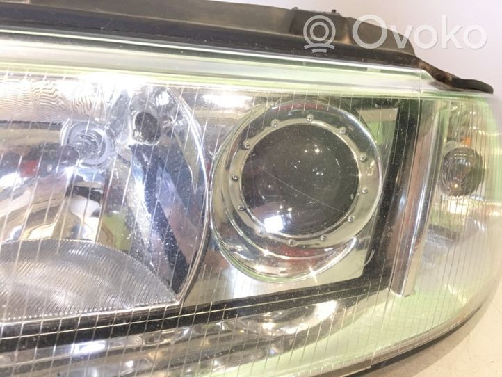 Audi A4 S4 B5 8D Lampa przednia 8D0941029AN