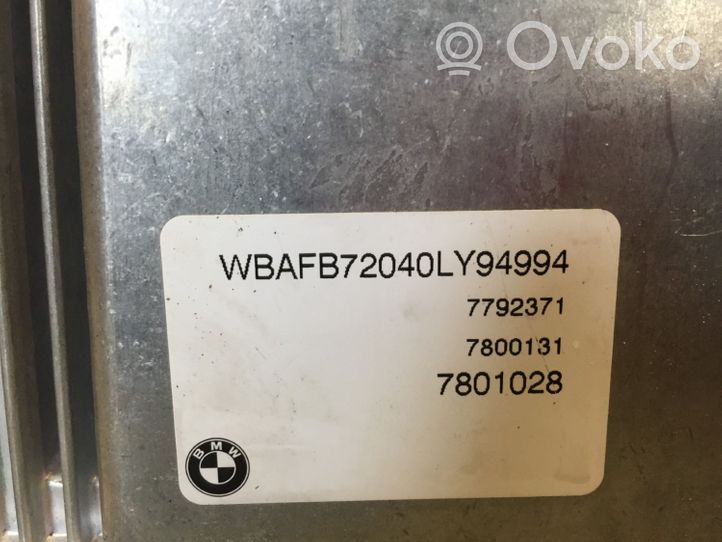 BMW X5 E53 Variklio valdymo blokas 7800131