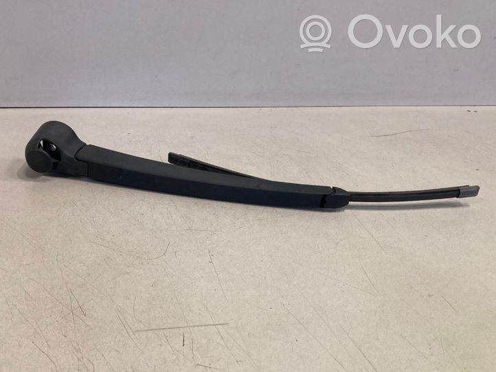 Volkswagen Tiguan Rear wiper blade arm 1T0955707A