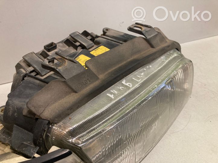 Audi A4 S4 B5 8D Lampa przednia 8D0941004